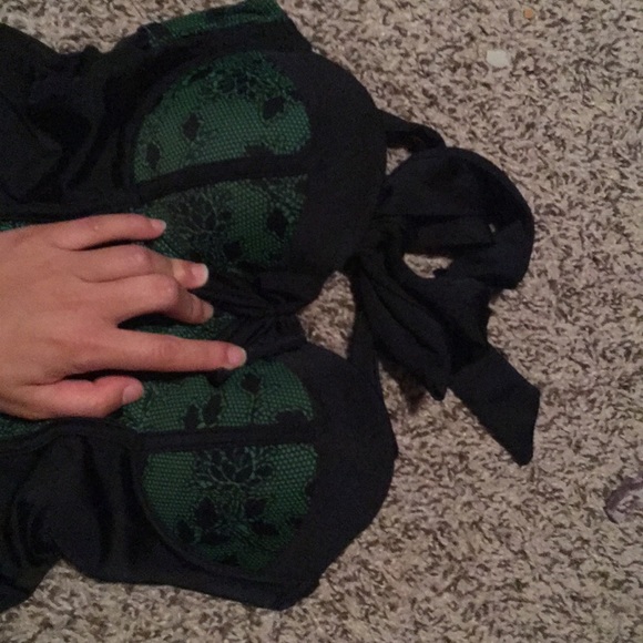 Hot topic floral lace panel swimsuit - Picture 3 of 5